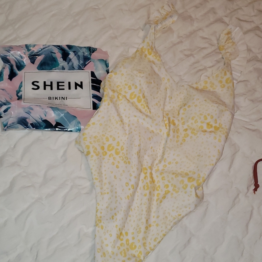 Swim suit
